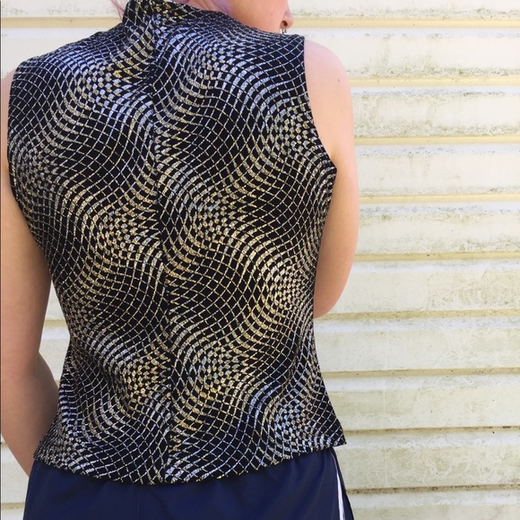 The Illusion Top - Picture 4 of 5